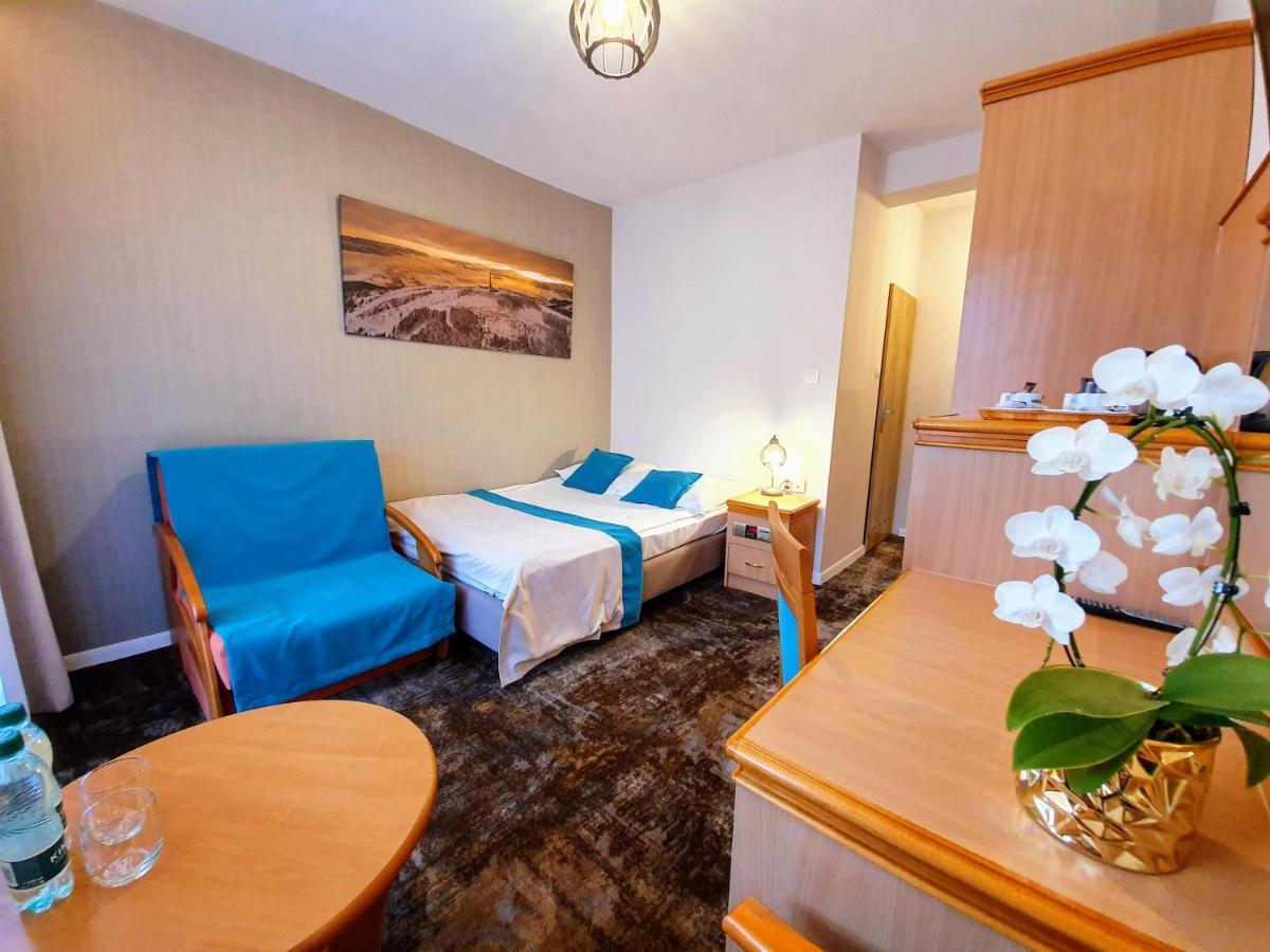 Gosciniec Pod Skrzycznem Hotel Szczyrk Ngoại thất bức ảnh
